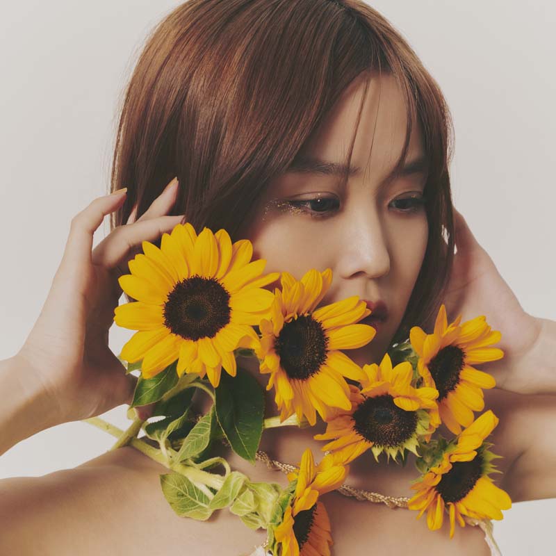 Rei、2023年第1弾SG「Sunflower」本日配信&ミニAL『VOICE』リリース決定