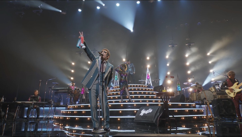 鈴木雅之、紅白歌唱曲「め組のひと」ライヴ映像公開