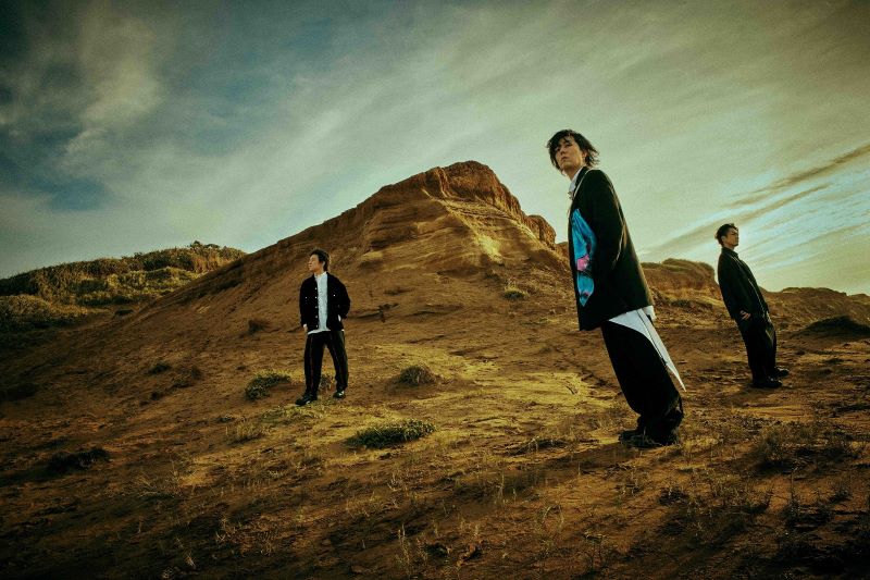 RADWIMPS、8年ぶりの国内ライヴハウスツアー模様を収録した映像作品発売決定